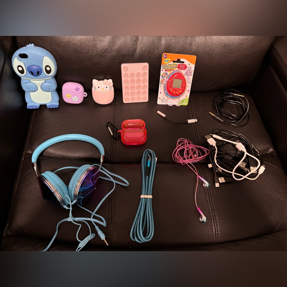 Headphones electronic accessories bundle
